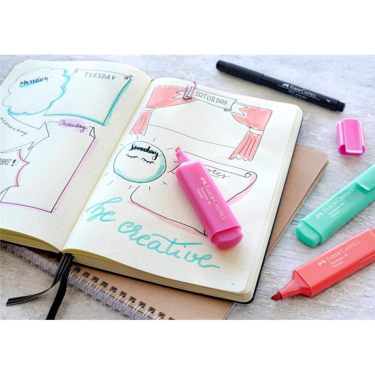 Zakreślacz Faber Castell Textliner 1546 pastelowy róż